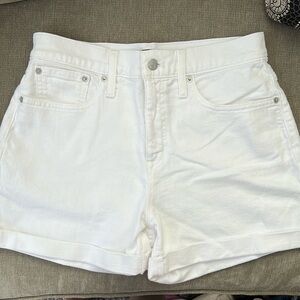 J Crew Factory white jean shorts Sz 2 / 26 😍🌞